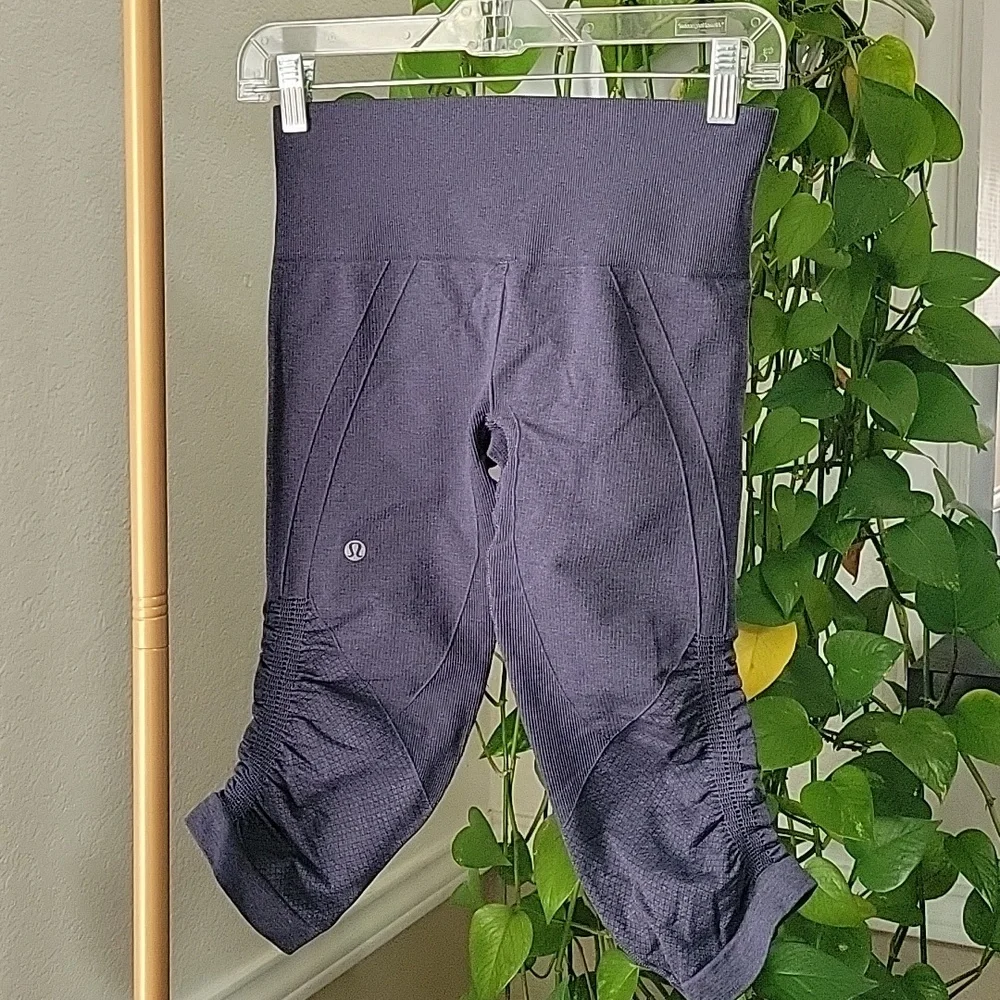 Lululemon Ebb To Street Crop 21